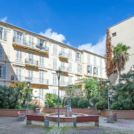 Appartement Aux Rivages Du Parc Plein Centre, Calme, Menton